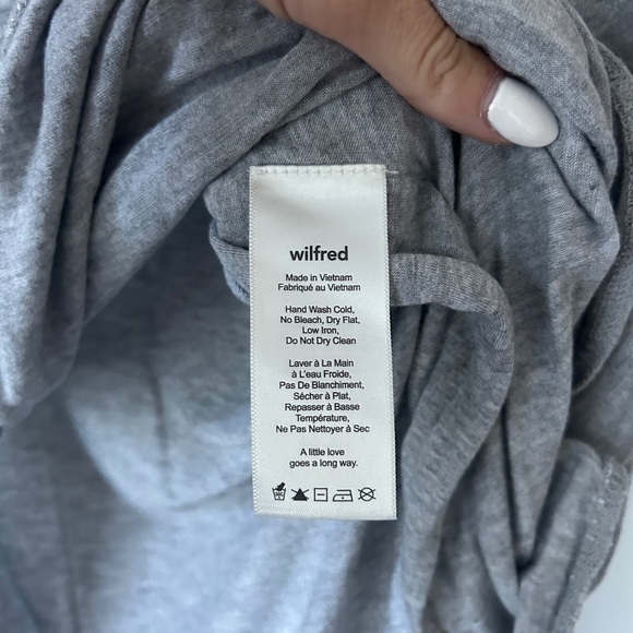 aritzia • Wilfred • size XS • Tshirt - Picture 3 of 6